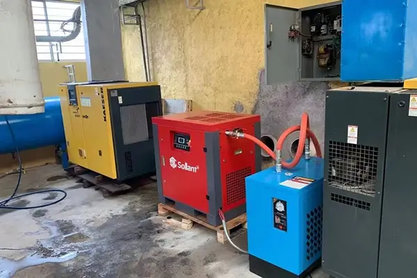 Screw air compressor, glass industry, Mexico