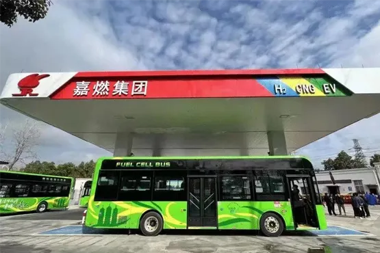 h2 refueling station